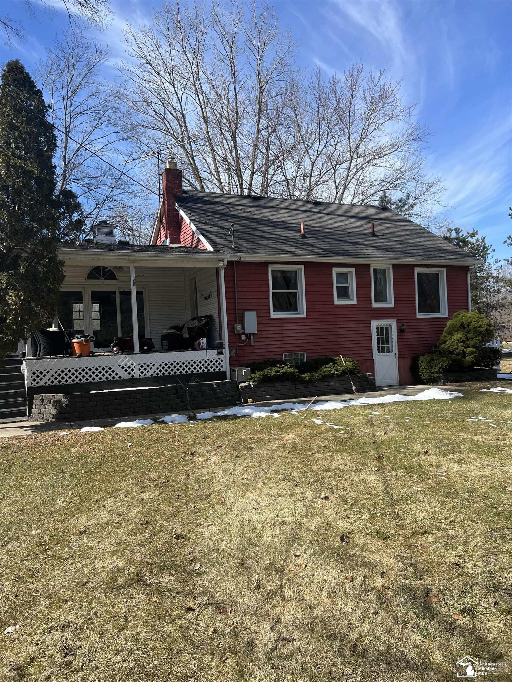 24433 Sumpter Road Belleville, MI 48111 - Photo 2 of 82 50105681-1.JPG