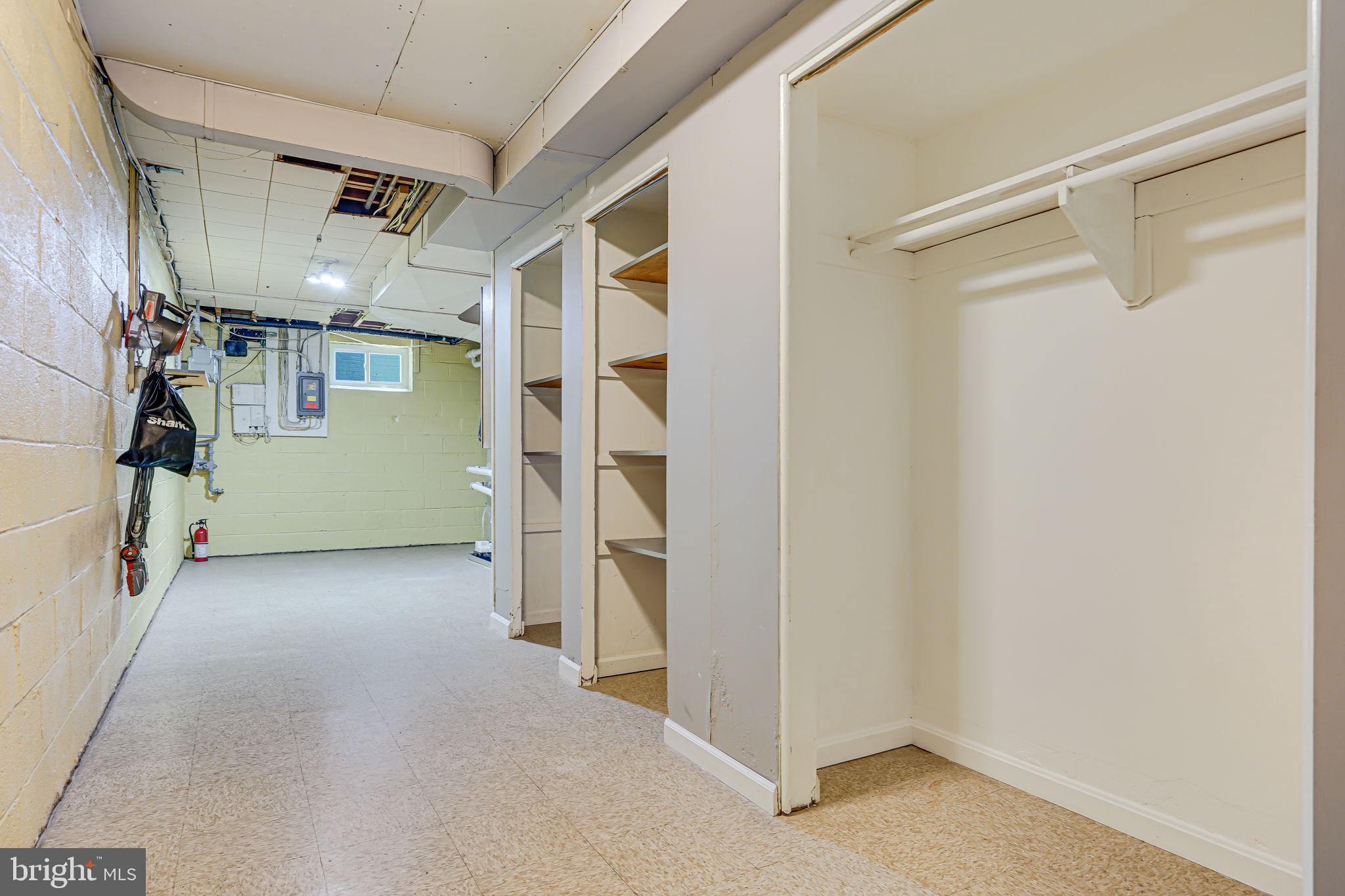 9810 Cherry Tree Lane Silver Spring, MD 20901 - Photo 12 of 43