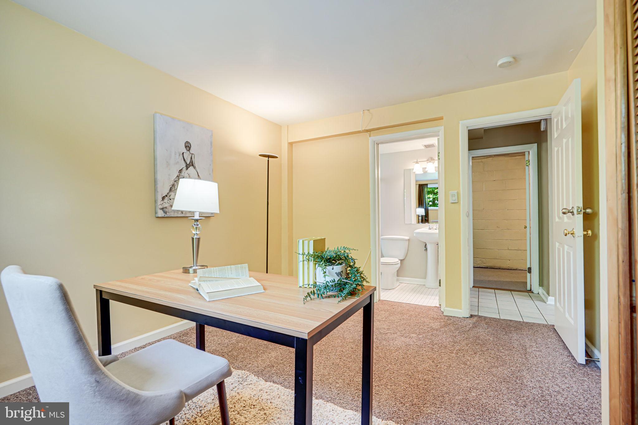 9810 Cherry Tree Lane Silver Spring, MD 20901 - Photo 9 of 43