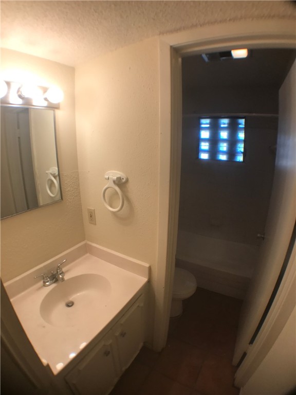 2610 Salado Street, Unit 210 Austin, TX 78705 - Photo 10 of 14