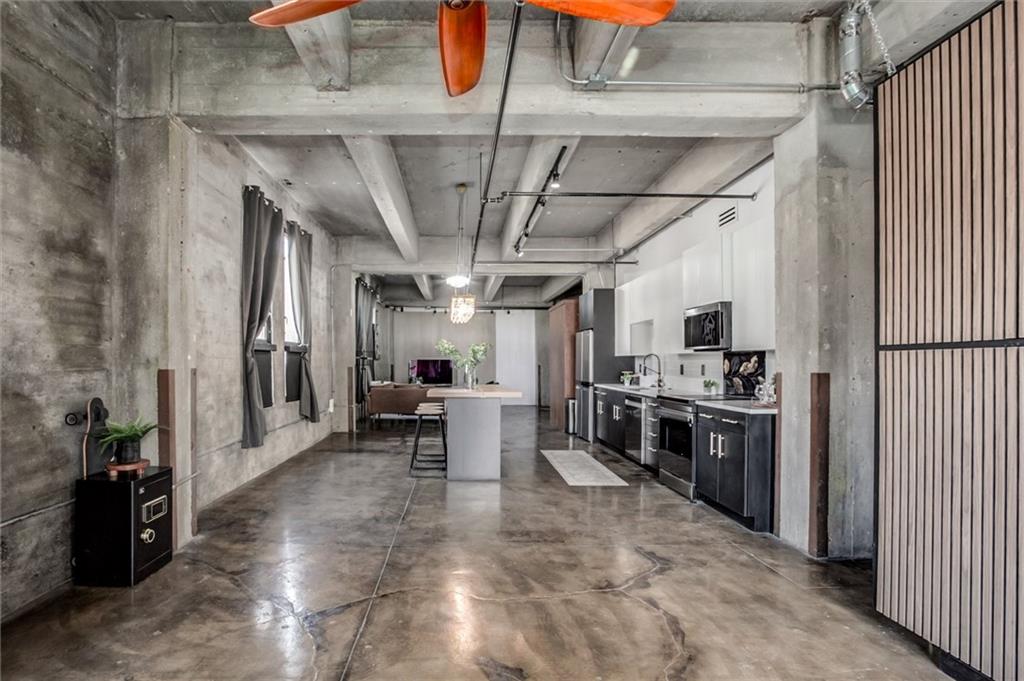 360 West Pershing Road, Unit 110 Kansas City, MO 64108 - Photo 9 of 24