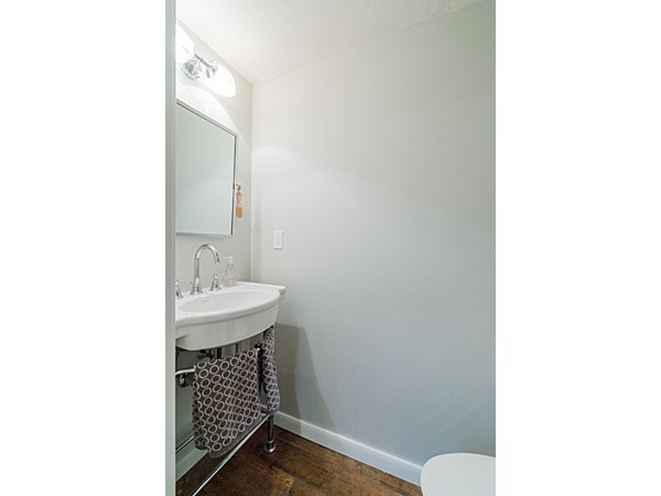 20 Appleton Road Needham, MA 02492 - Photo 8 of 13 Gallery Image 8