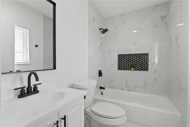 $410,000 | 20631 Zuni Road, Apple Valley, CA 92307