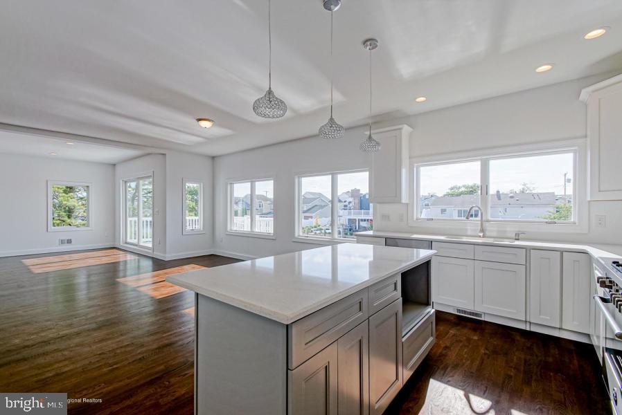 48 Channel Road Toms River, NJ 08753 - Photo 11 of 36