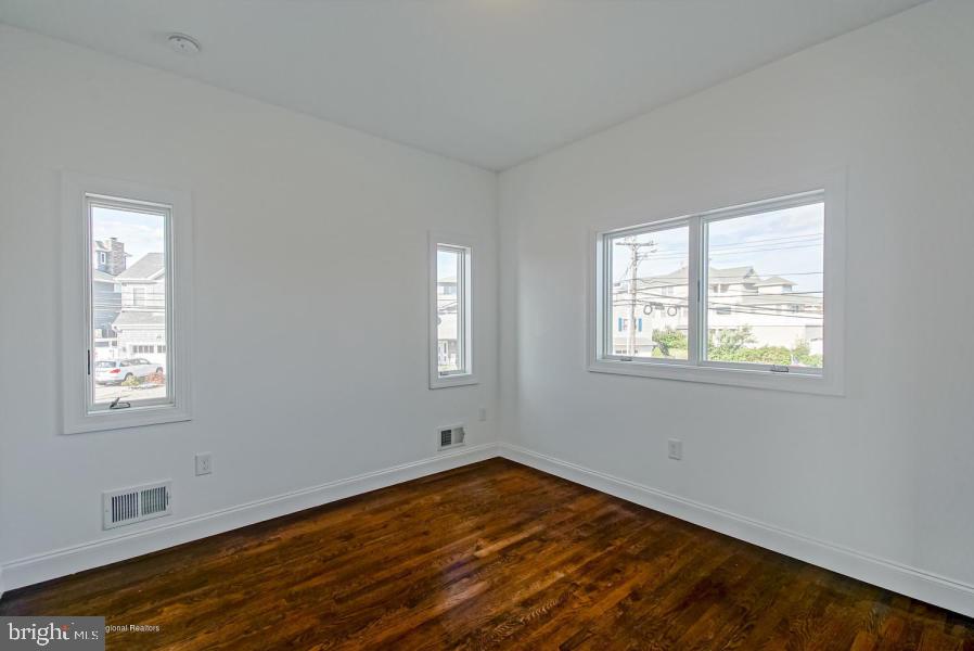 48 Channel Road Toms River, NJ 08753 - Photo 19 of 36