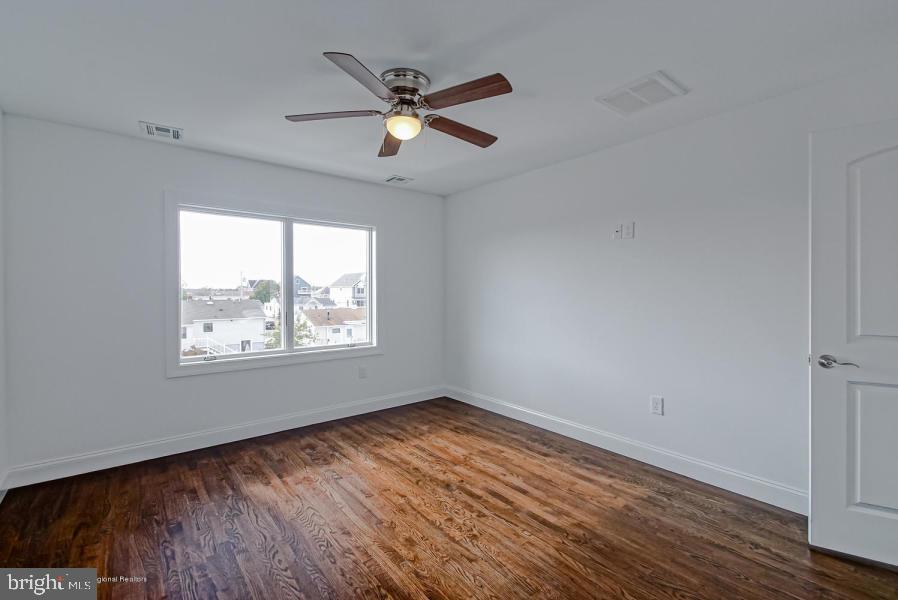 48 Channel Road Toms River, NJ 08753 - Photo 21 of 36