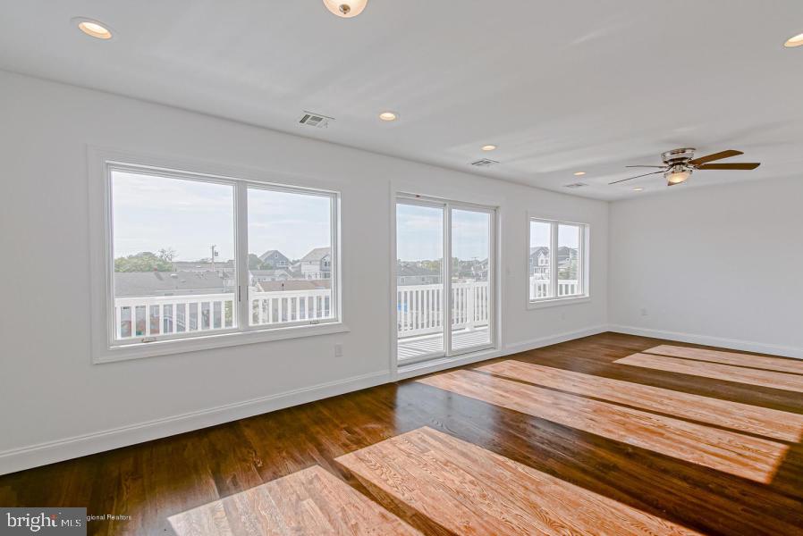 48 Channel Road Toms River, NJ 08753 - Photo 24 of 36