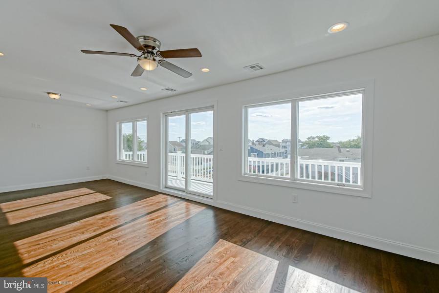 48 Channel Road Toms River, NJ 08753 - Photo 25 of 36
