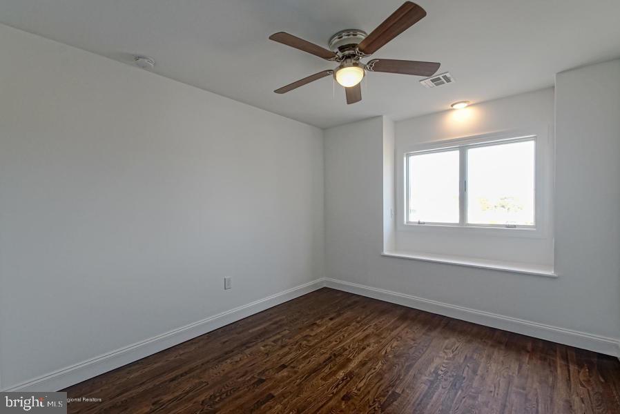 48 Channel Road Toms River, NJ 08753 - Photo 28 of 36