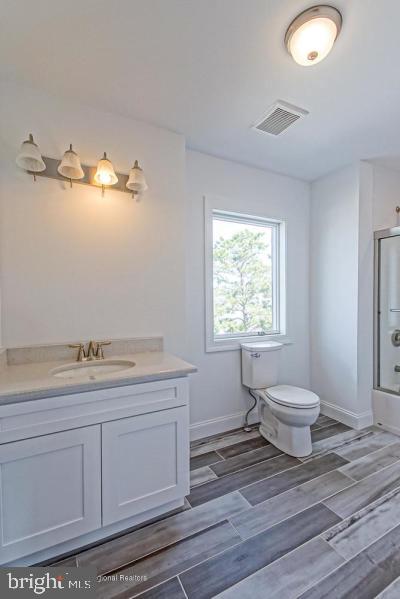 48 Channel Road Toms River, NJ 08753 - Photo 29 of 36