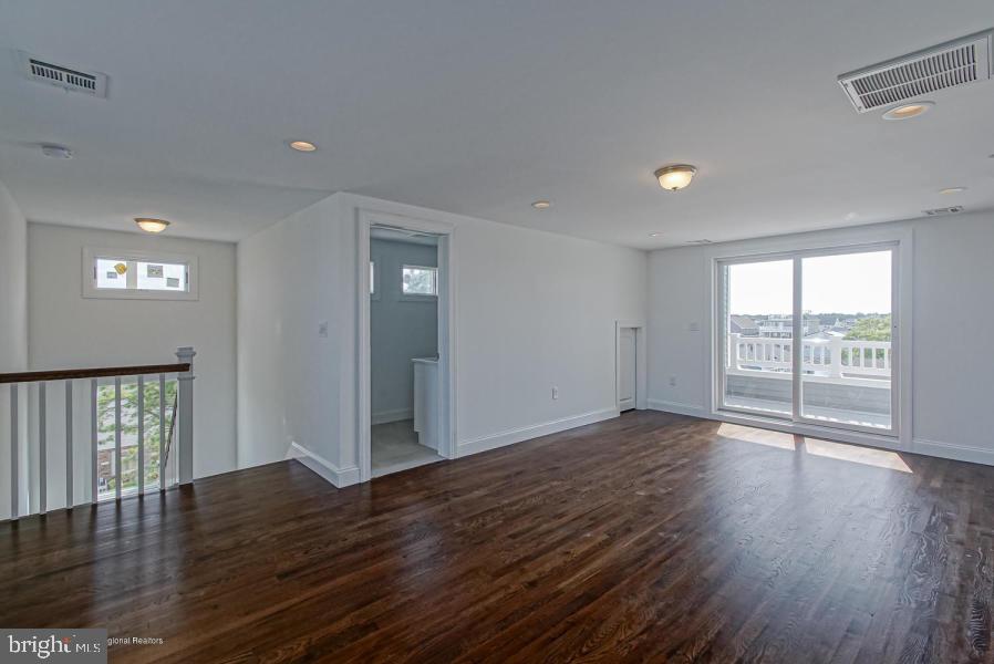 48 Channel Road Toms River, NJ 08753 - Photo 31 of 36