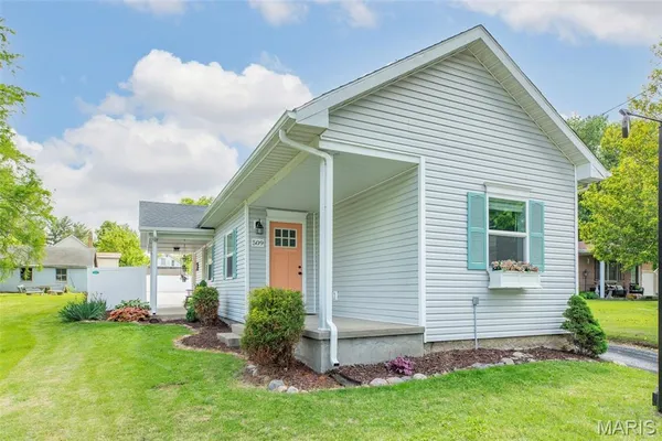 $130,000 | 509 Pearl Street, Godfrey, IL 62035
