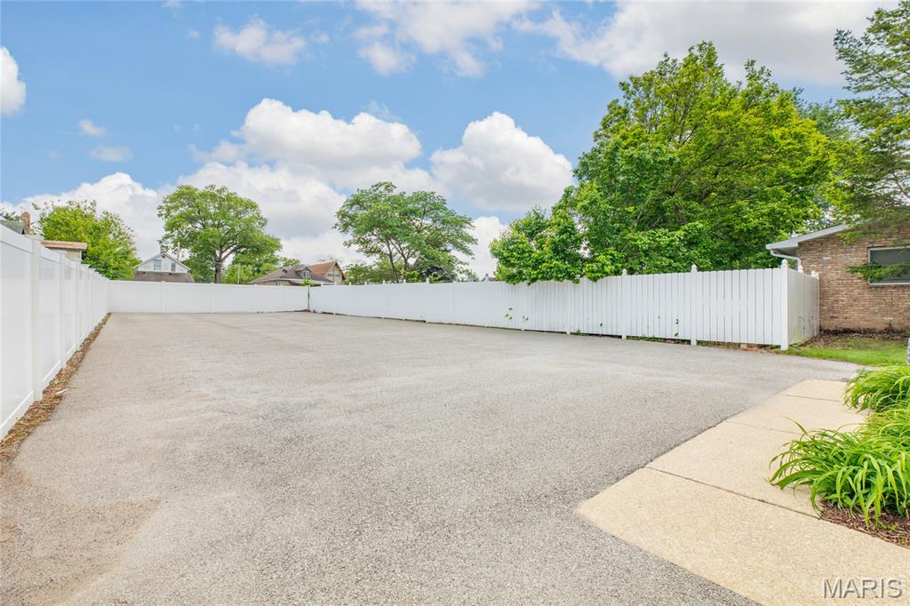 509 Pearl Street Godfrey, IL 62035 - Photo 28 of 31