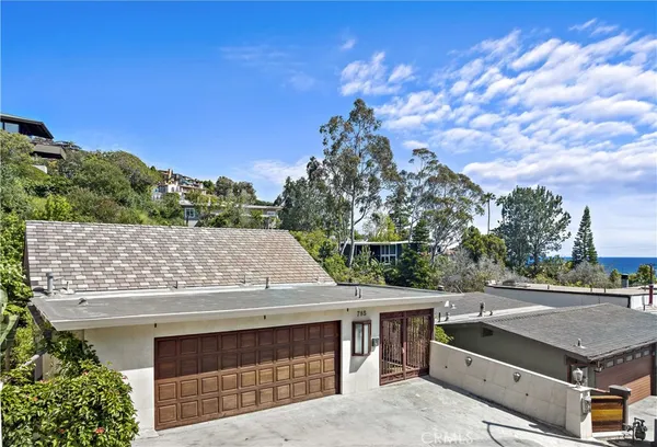 $3,999,000 | 785 Summit Drive, Laguna Beach, CA 92651