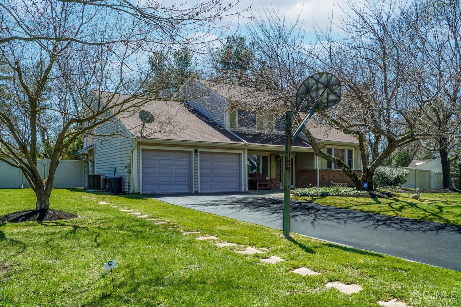 21 Harper Road Monmouth Junction, NJ 08852 - Photo 2 of 36 Gallery Image 2