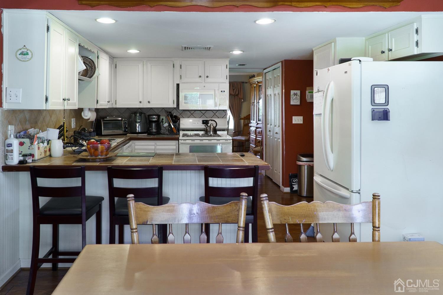 21 Harper Road Monmouth Junction, NJ 08852 - Photo 10 of 36 Gallery Image 10