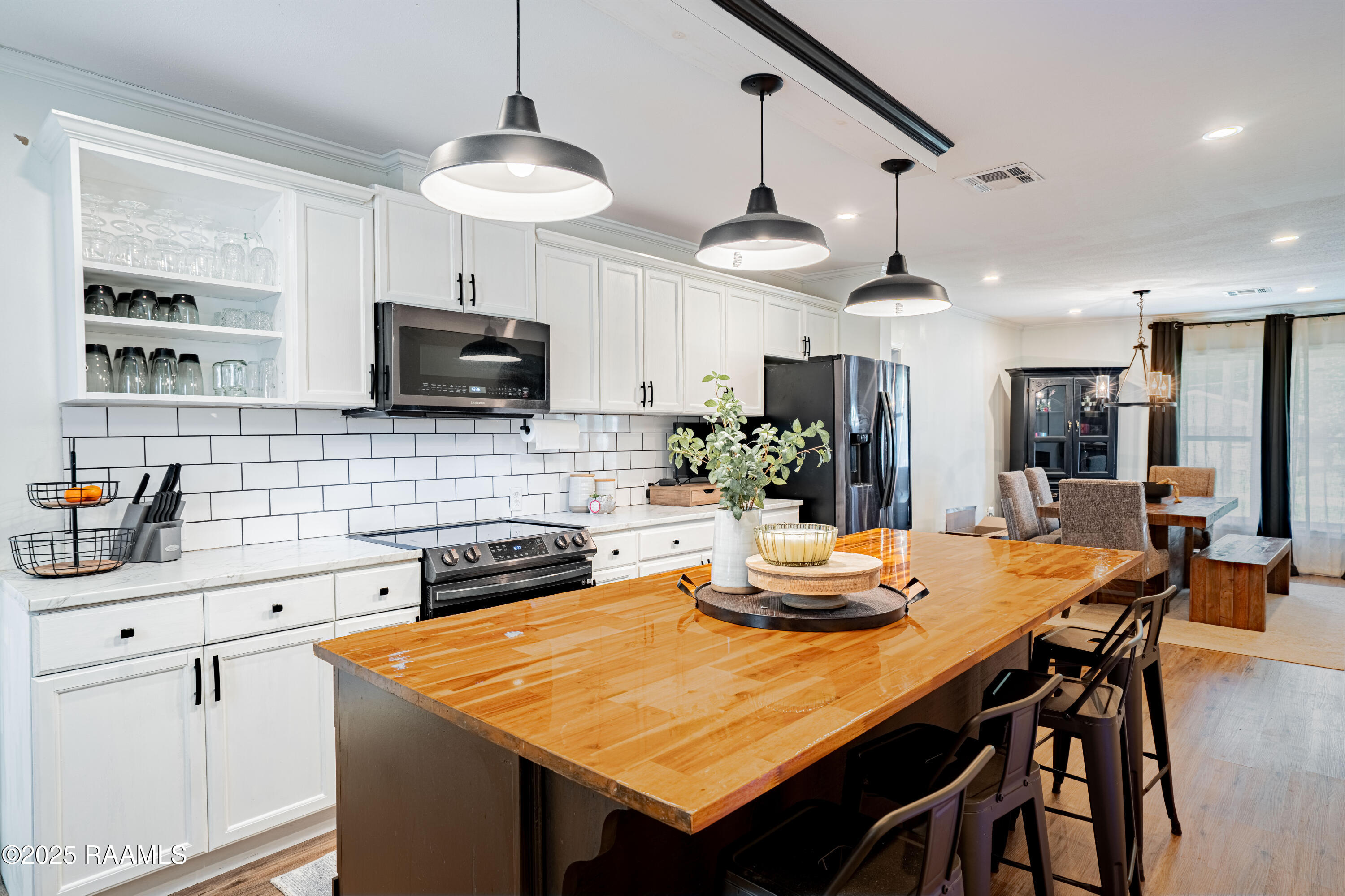 407 North Foote Avenue Kaplan, LA 70548 - Photo 12 of 24 Kitchen
