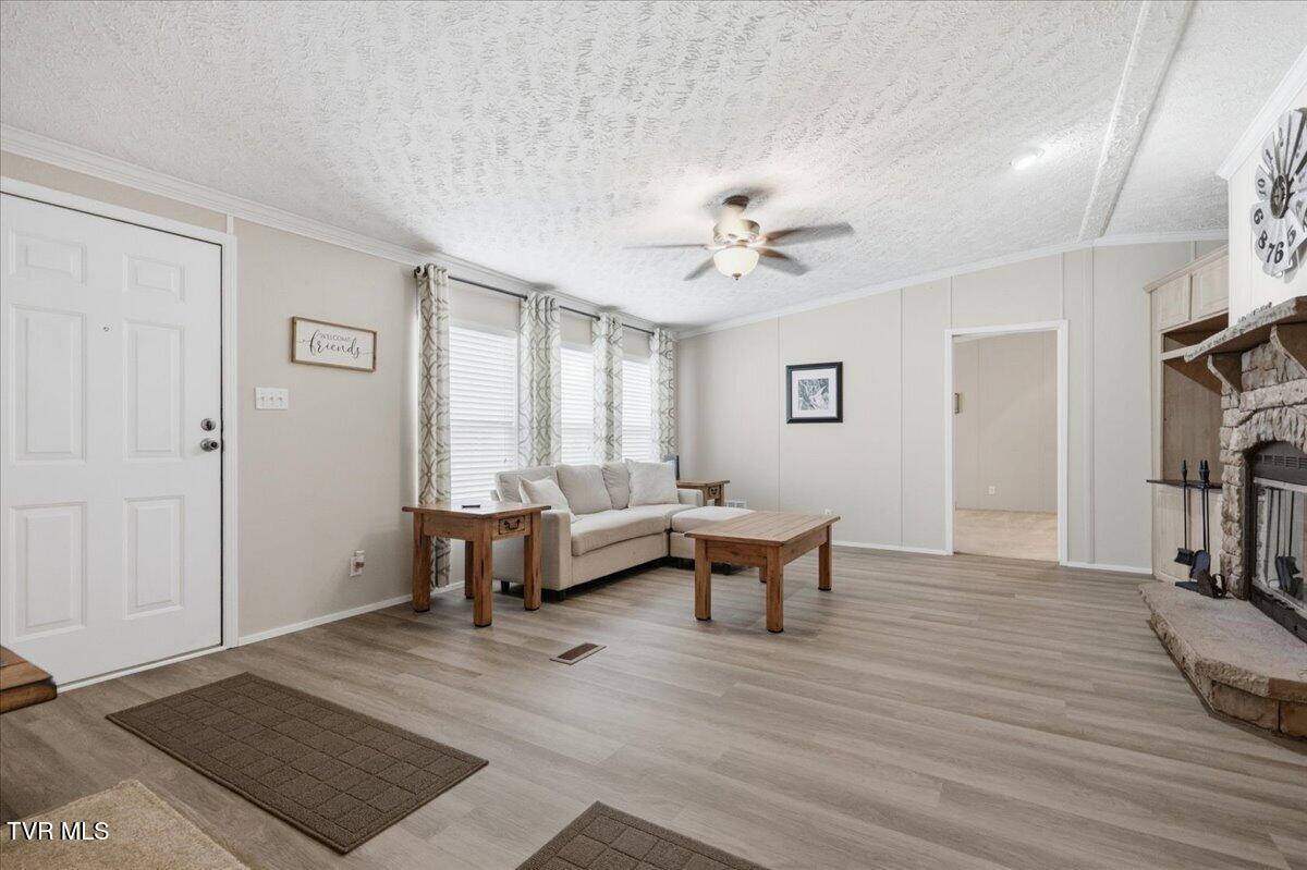 1405 River Road New Market, TN 37820 - Photo 5 of 25 06-004_7K9A8929