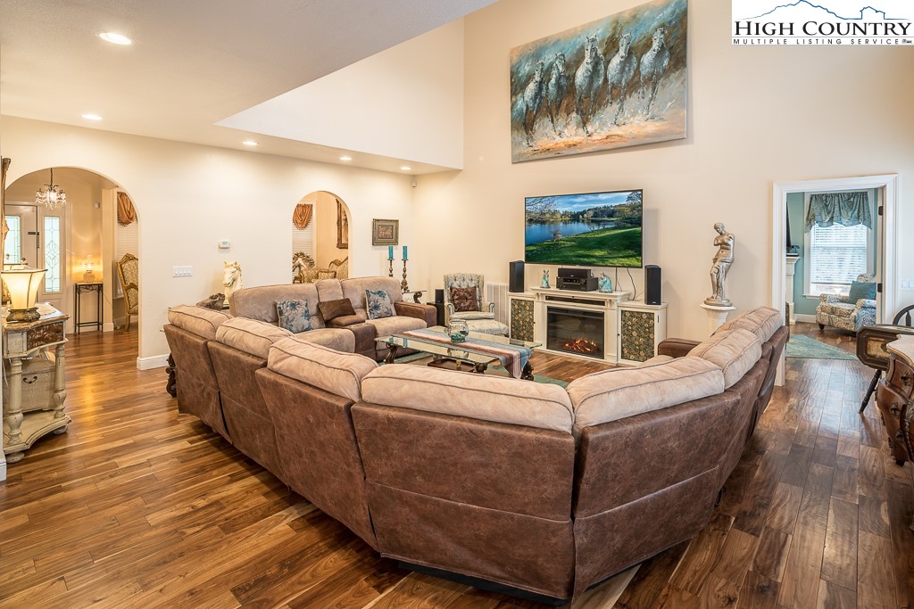 356 Upper Reach Drive Vilas, NC 28692 - Photo 3 of 49