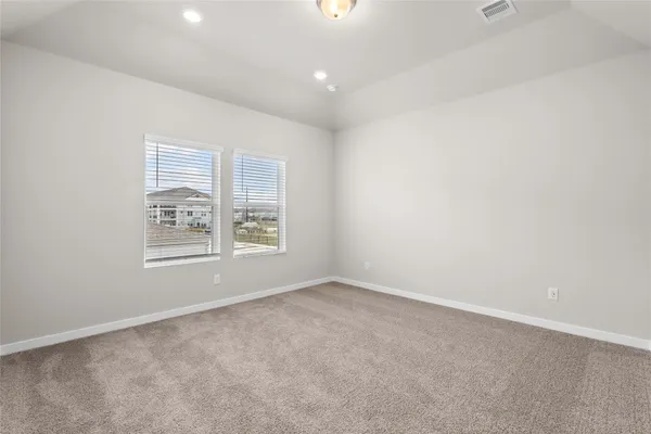 $2,325 | 594 Avisa Drive, Kemah, TX 77565