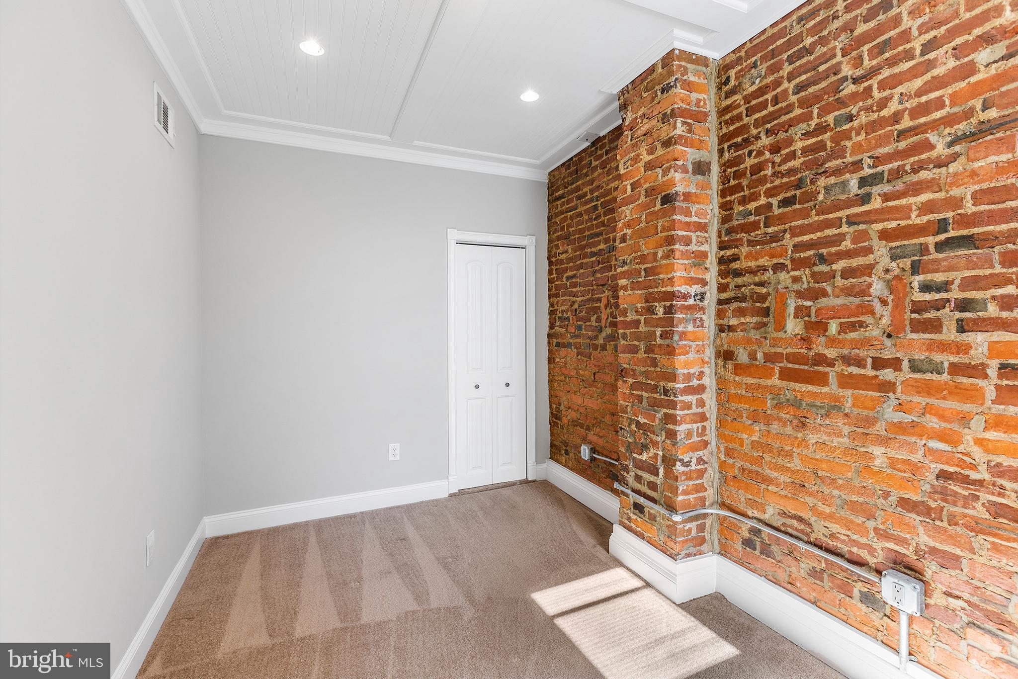 912 Reed Street Philadelphia, PA 19147 - Photo 12 of 20 Gallery Image 12