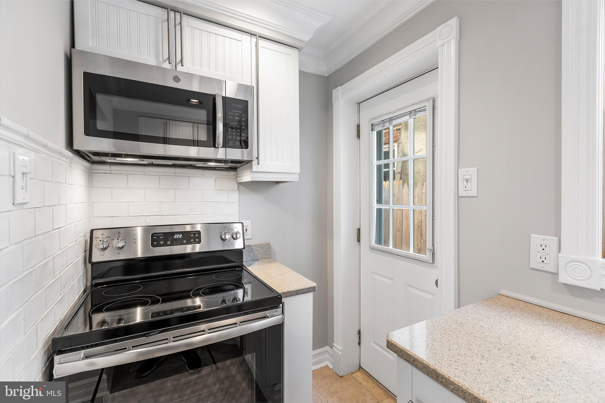 912 Reed Street Philadelphia, PA 19147 - Photo 9 of 20 Gallery Image 9
