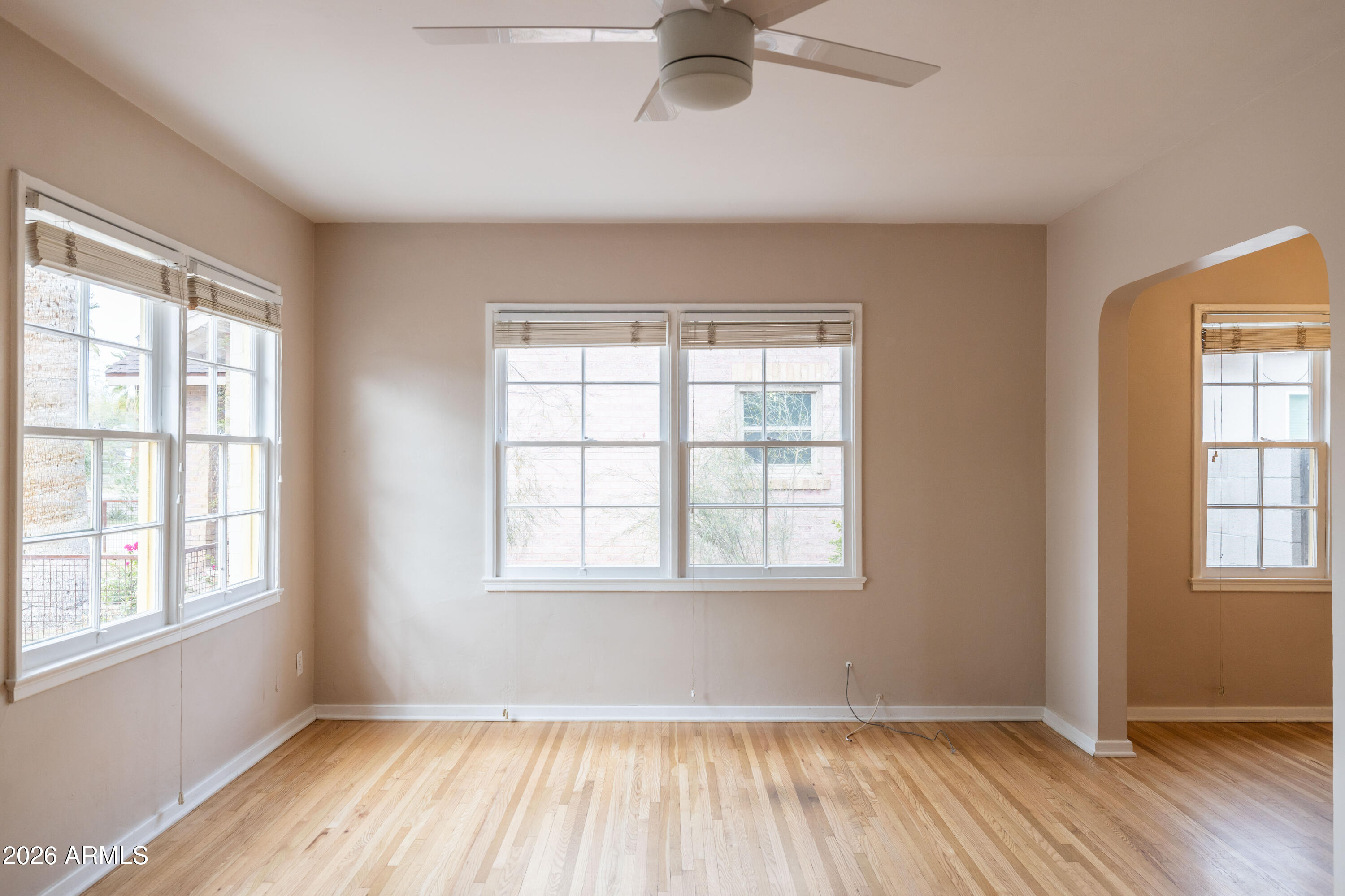 2207 North Edgemere Street Phoenix, AZ 85006 - Photo 11 of 50 Edgemere-13