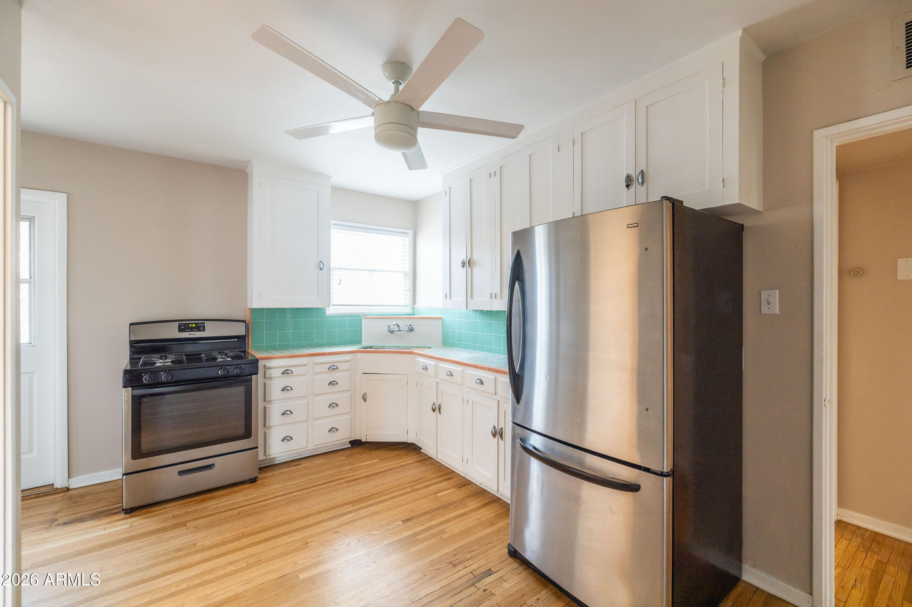 2207 North Edgemere Street Phoenix, AZ 85006 - Photo 24 of 50 Edgemere-28