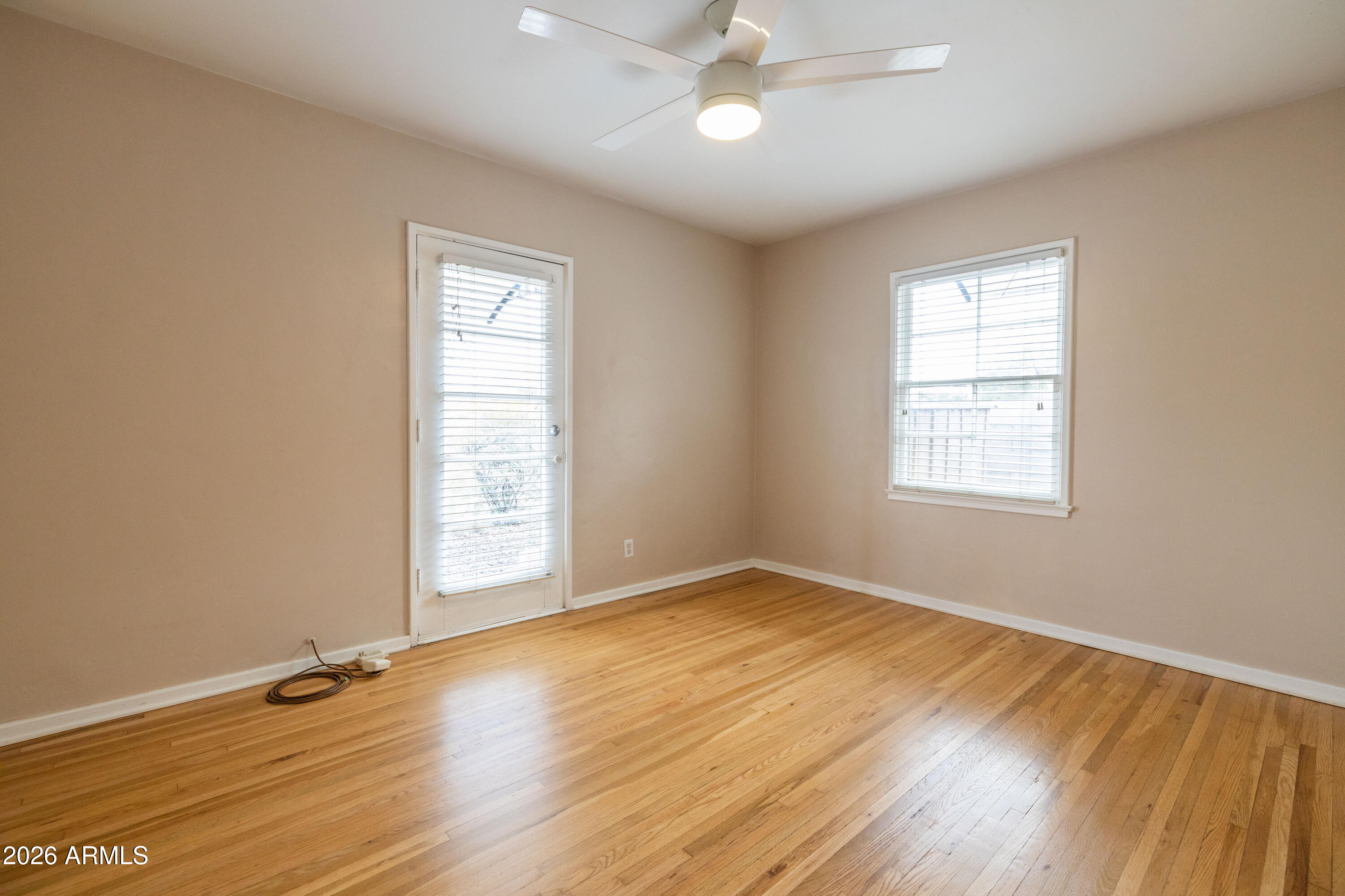 2207 North Edgemere Street Phoenix, AZ 85006 - Photo 29 of 50 Edgemere-33