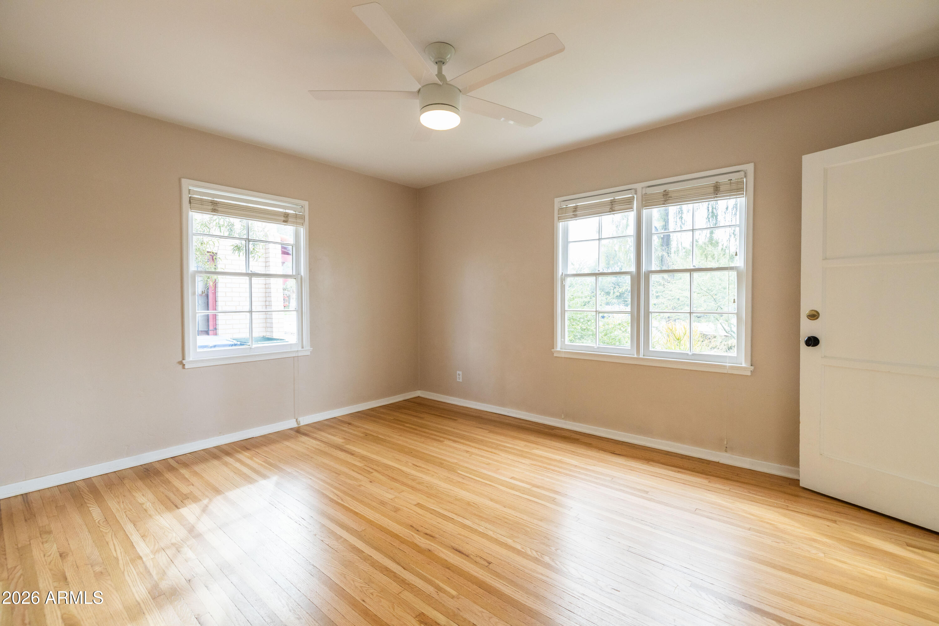 2207 North Edgemere Street Phoenix, AZ 85006 - Photo 31 of 50 Edgemere-35