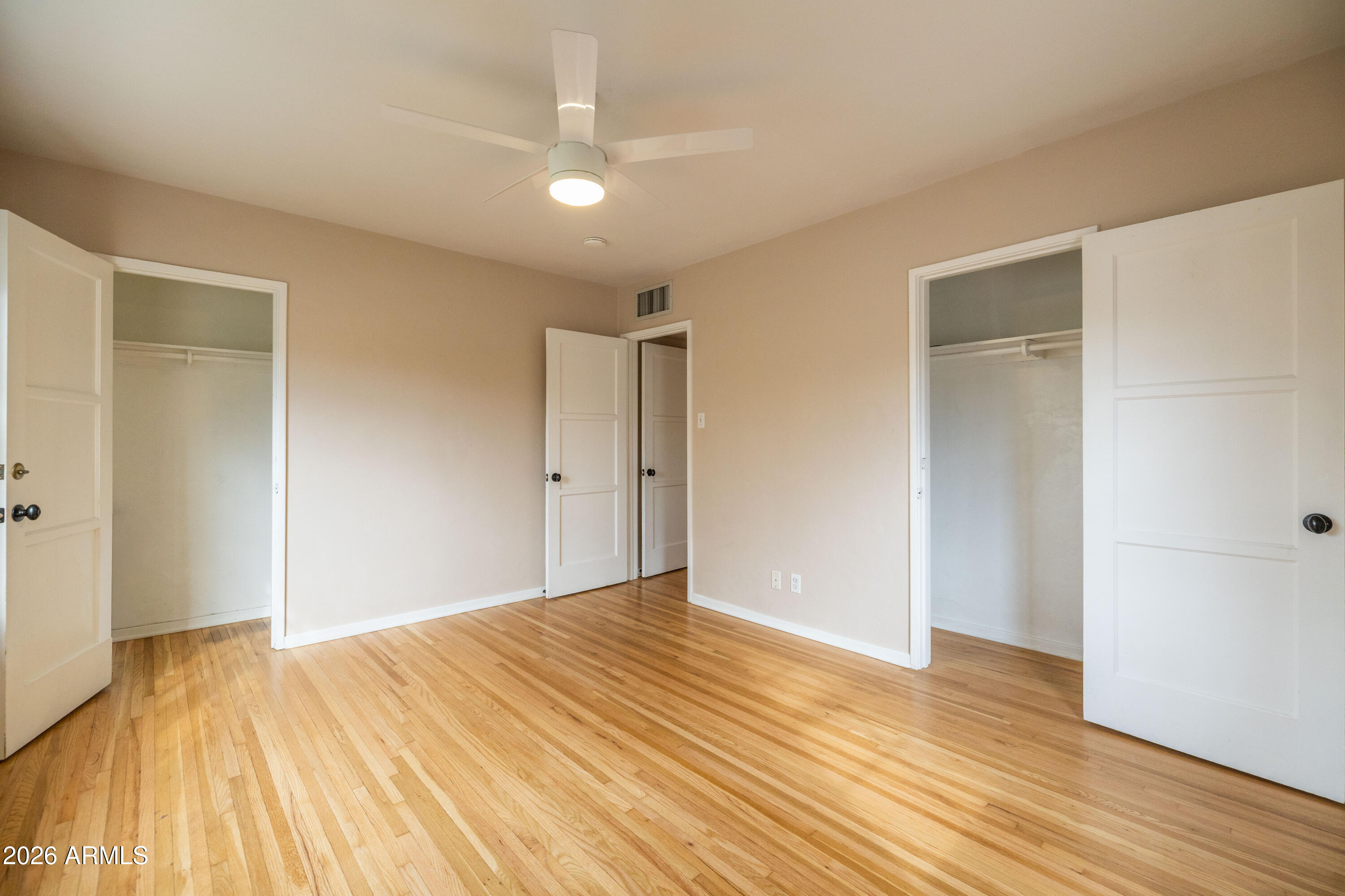 2207 North Edgemere Street Phoenix, AZ 85006 - Photo 32 of 50 Edgemere-36