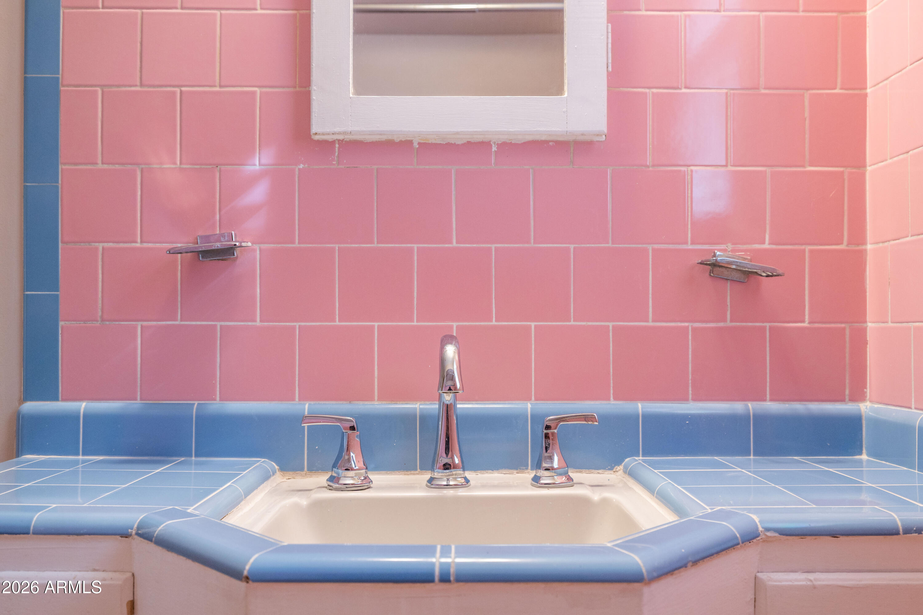 2207 North Edgemere Street Phoenix, AZ 85006 - Photo 39 of 50 Edgemere-43