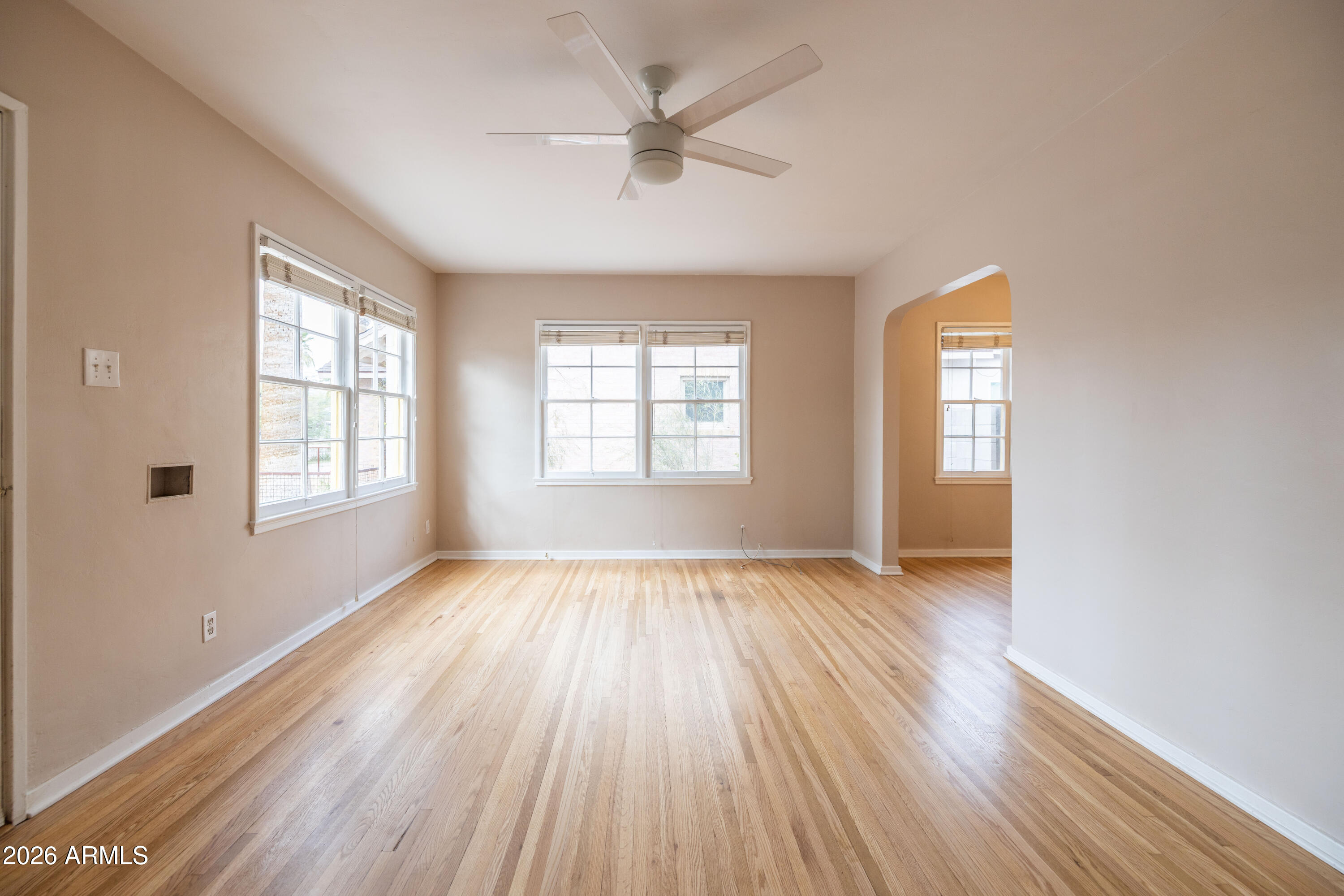 2207 North Edgemere Street Phoenix, AZ 85006 - Photo 10 of 50 Edgemere-12