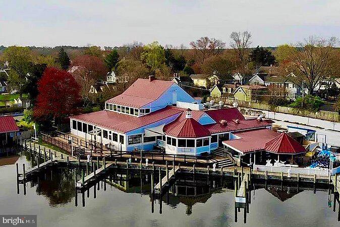 300 Perry Street St. Michaels, MD 21663 - Photo 6 of 10 Visit the famous Foxys restaurant for dinner.