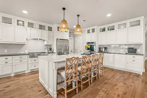 $825,000 | 809 Edgefield Road, Fort Worth, TX 76107