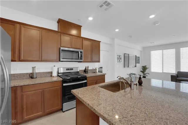 $413,989 | 10151 Carmine Clay Drive, Las Vegas, NV 89143