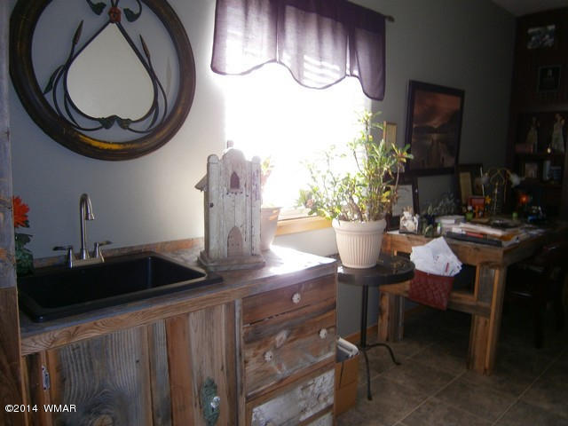 7035 Kings High Road Show Low, AZ 85901 - Photo 14 of 38 Gallery Image 14