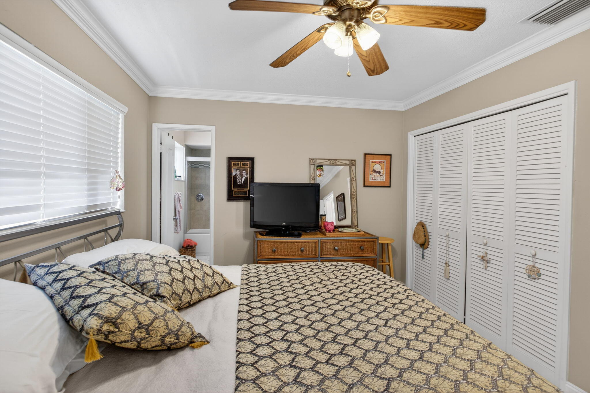 2311 Northeast 36th Street, Unit 2A Lighthouse Point, FL 33064 - Photo 20 of 35 12-web-or-mls-2311-7969