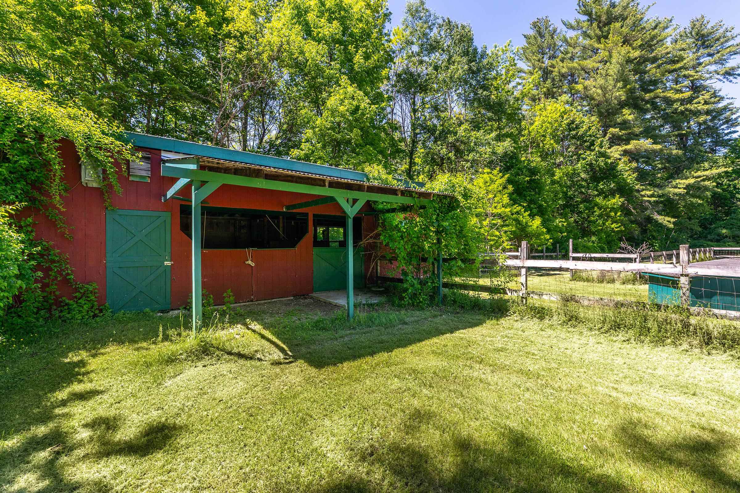 1111 Old Depot Road Shaftsbury, VT 05262 - Photo 36 of 60