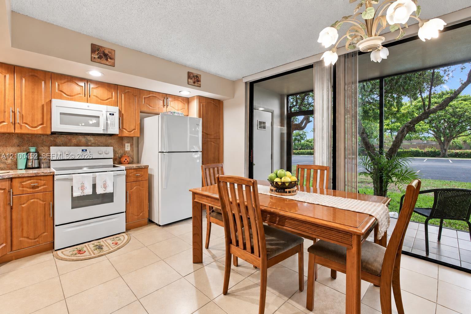 8760 Southwest 133rd Avenue Road, Unit 114 Miami, FL 33183 - Photo 8 of 21 Gallery Image 8
