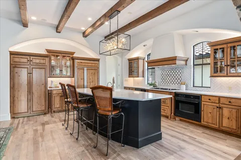 a view of living room and kitchen with furniture