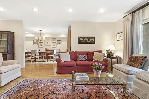 $1,875,000 | 54 Waters Edge, Rye, NY 10580