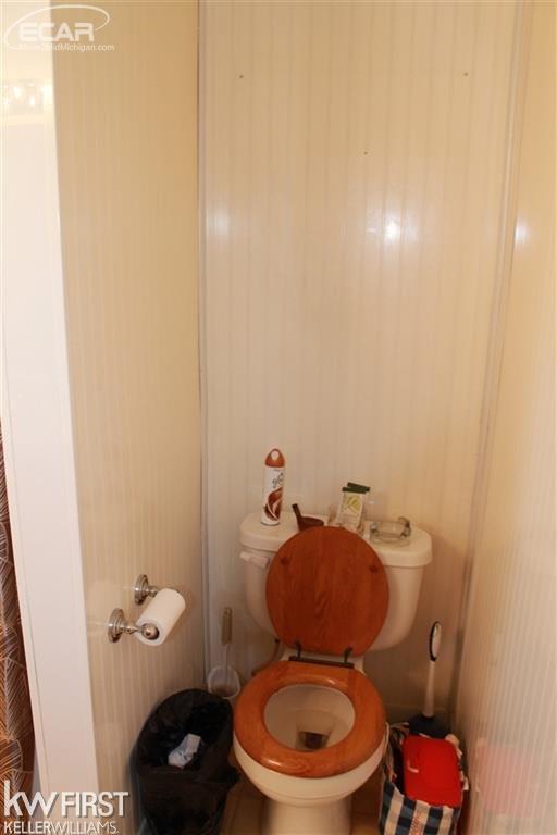 13555 Tuscola Road Clio, MI 48420 - Photo 16 of 22 21401034-15.JPG
