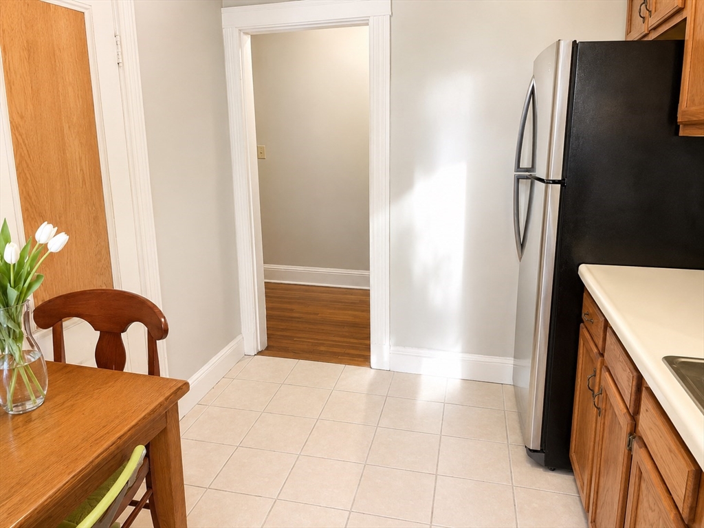 35 Mt Hood Road, Unit 9 Boston, MA 02135 - Photo 6 of 8
