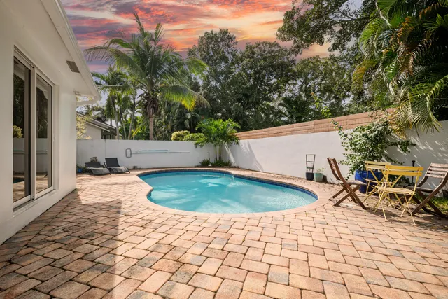 $6,000 | 2421 Southwest 29th Way, Fort Lauderdale, FL 33312