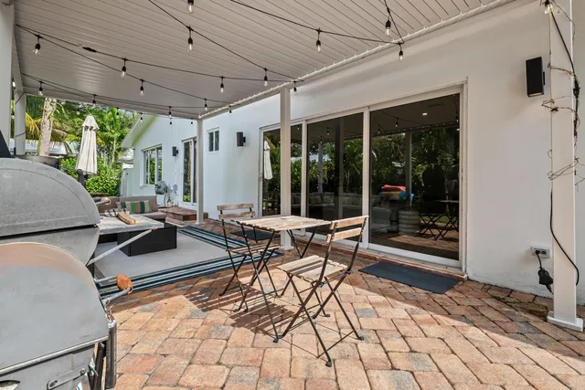 $6,000 | 2421 Southwest 29th Way, Fort Lauderdale, FL 33312