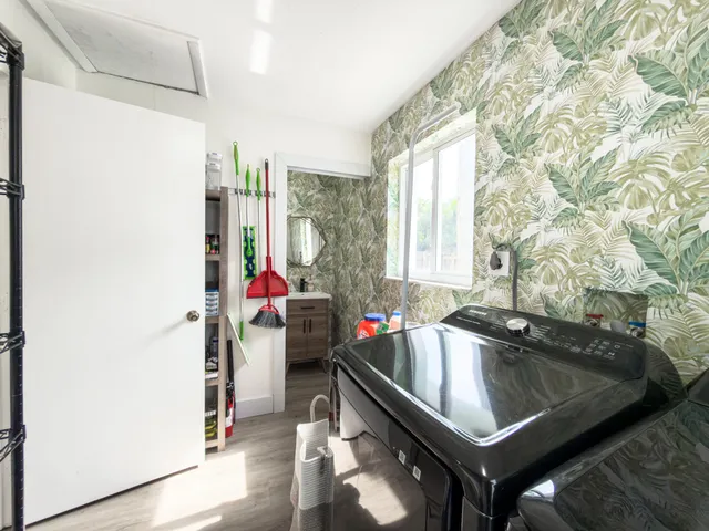 $6,000 | 2421 Southwest 29th Way, Fort Lauderdale, FL 33312