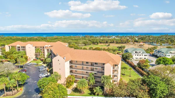 $2,200 | 275 Palm Avenue, Unit A406, Jupiter, FL 33477
