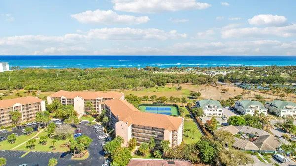 $2,200 | 275 Palm Avenue, Unit A406, Jupiter, FL 33477