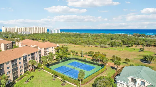 $2,200 | 275 Palm Avenue, Unit A406, Jupiter, FL 33477